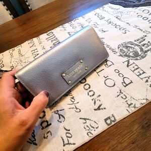 Silver kate spade wallet nwot